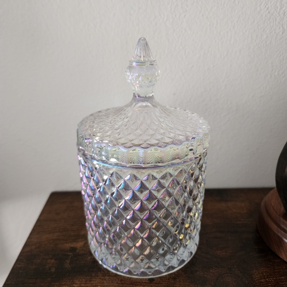 Beautiful Iridescent Glass Candy Storage Jar with Lid - Picture 7 of 8